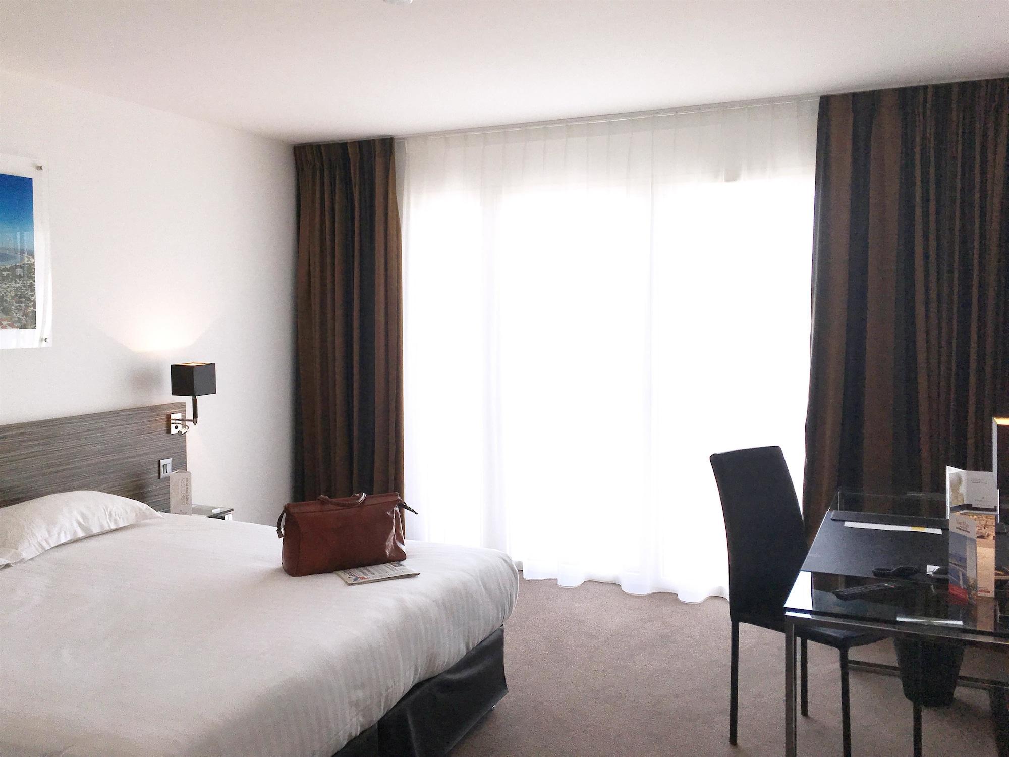 Golden Tulip La Baule Hotel Exterior foto