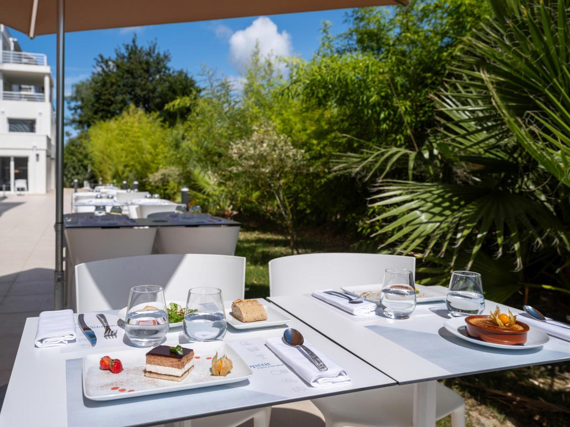 Golden Tulip La Baule Hotel Exterior foto